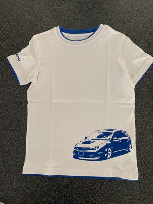 Bílé tričko Impreza dětské + ' ' + Bílé tričko s potiskem pro malé SUBARISTY
Ve velikostech 122 
